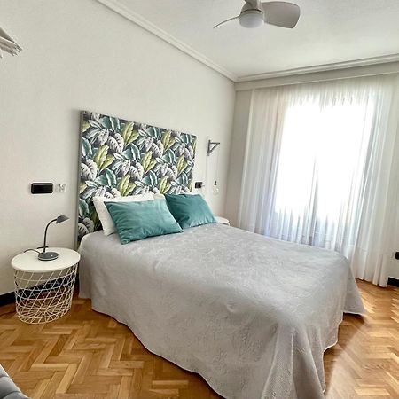 Vivienda Con Parking Incluido - Zona Van Dyck Apartment Salamanca Luaran gambar